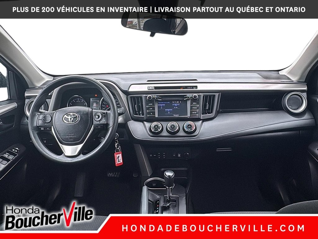 2017 Toyota RAV4 LE in Terrebonne, Quebec - 19 - w1024h768px