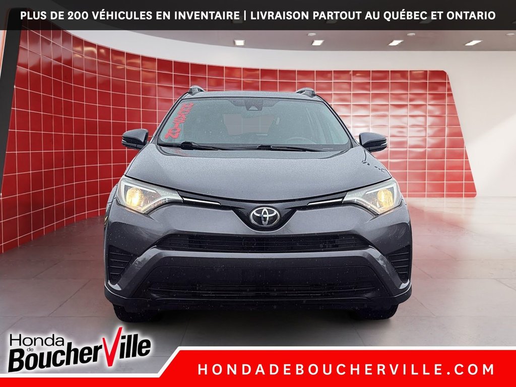 2017 Toyota RAV4 LE in Terrebonne, Quebec - 13 - w1024h768px