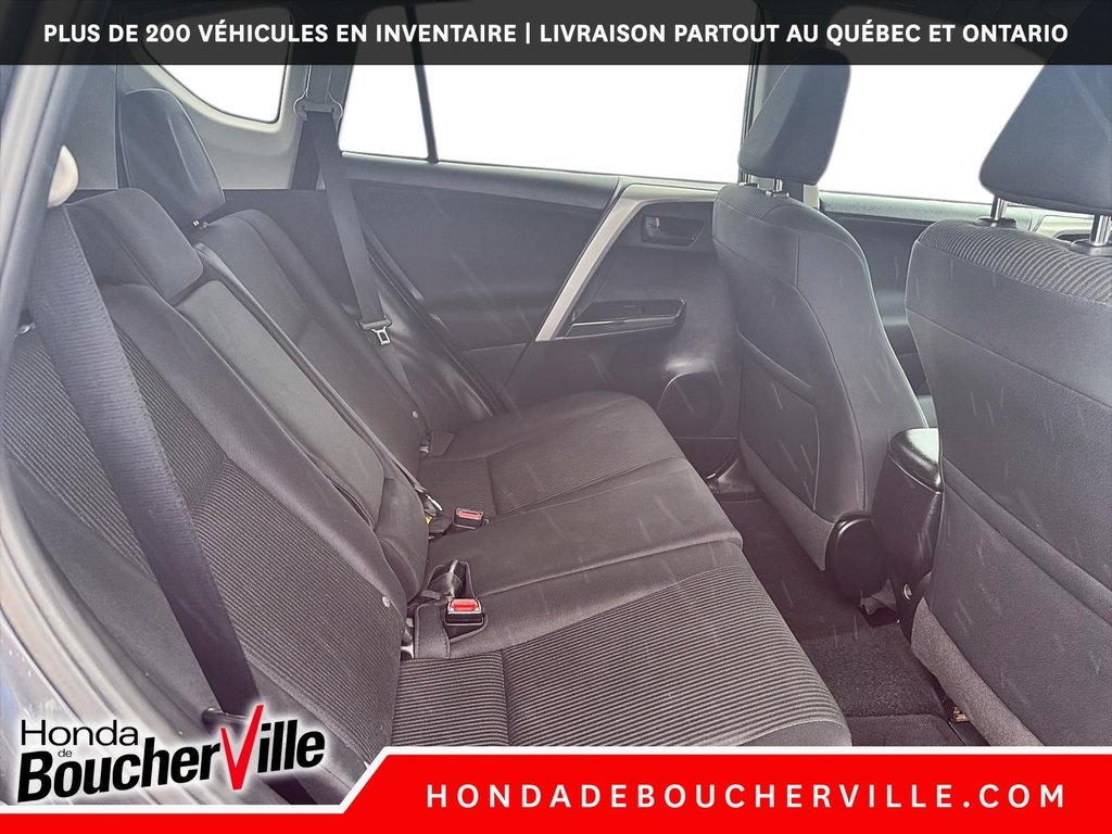 2017 Toyota RAV4 LE in Terrebonne, Quebec - 17 - w1024h768px