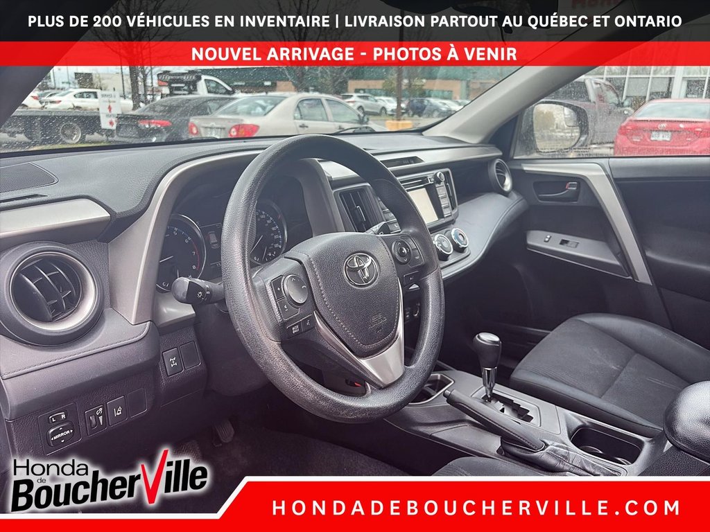 Toyota RAV4 LE 2017 à Terrebonne, Québec - 25 - w1024h768px
