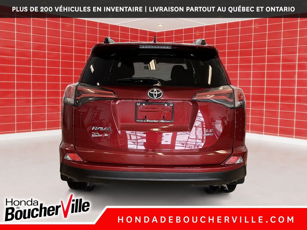 2018 Toyota RAV4 LE in Terrebonne, Quebec - 5 - w1024h768px