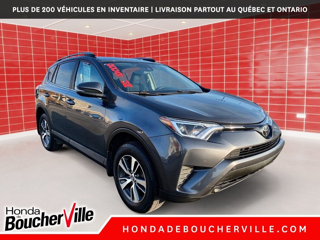 2018 Toyota RAV4 LE in Terrebonne, Quebec - 7 - w1024h768px