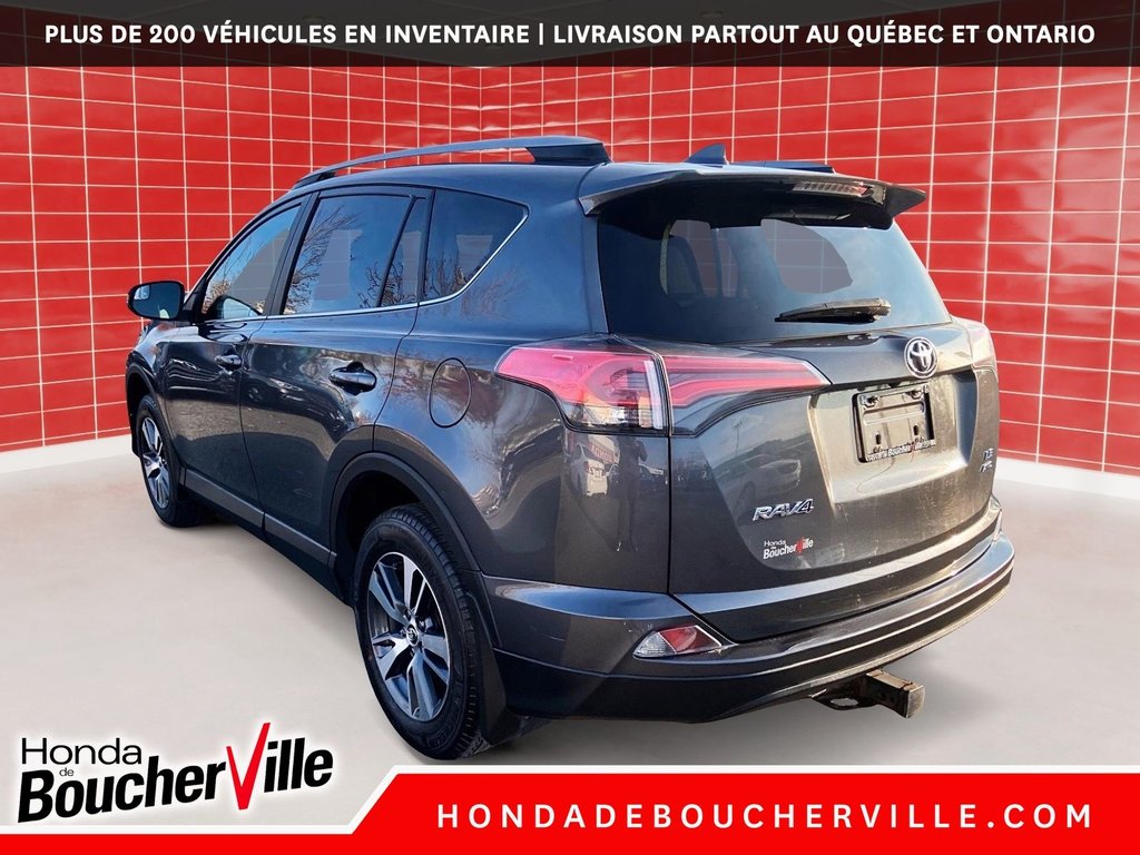 2018 Toyota RAV4 LE in Terrebonne, Quebec - 13 - w1024h768px