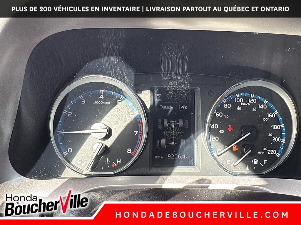 2018 Toyota RAV4 LE in Terrebonne, Quebec - 29 - w1024h768px