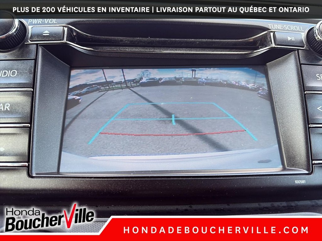 2018 Toyota RAV4 LE in Terrebonne, Quebec - 31 - w1024h768px