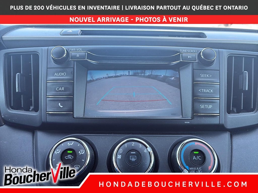 2018 Toyota RAV4 LE in Terrebonne, Quebec - 30 - w1024h768px