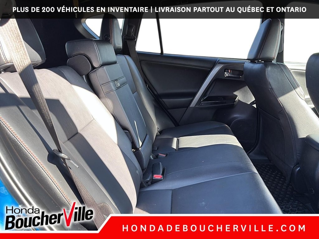 Toyota RAV4 Hybrid SE 2018 à Terrebonne, Québec - 17 - w1024h768px