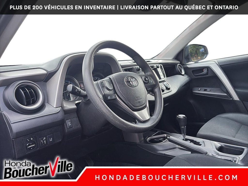 Toyota RAV4 LE 2018 à Terrebonne, Québec - 23 - w1024h768px
