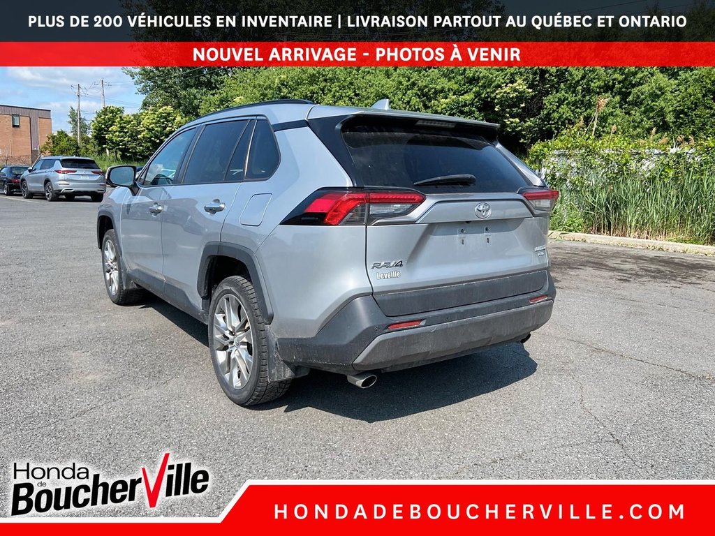 Toyota RAV4 Limited 2019 à Terrebonne, Québec - 13 - w1024h768px