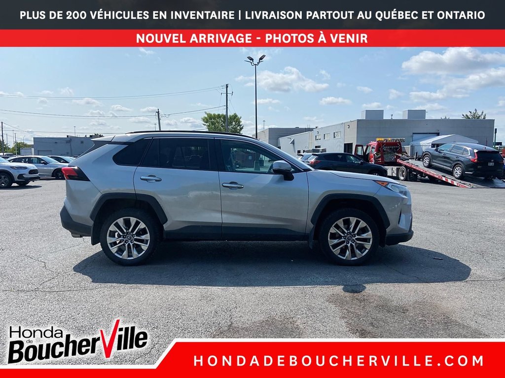 Toyota RAV4 Limited 2019 à Terrebonne, Québec - 7 - w1024h768px