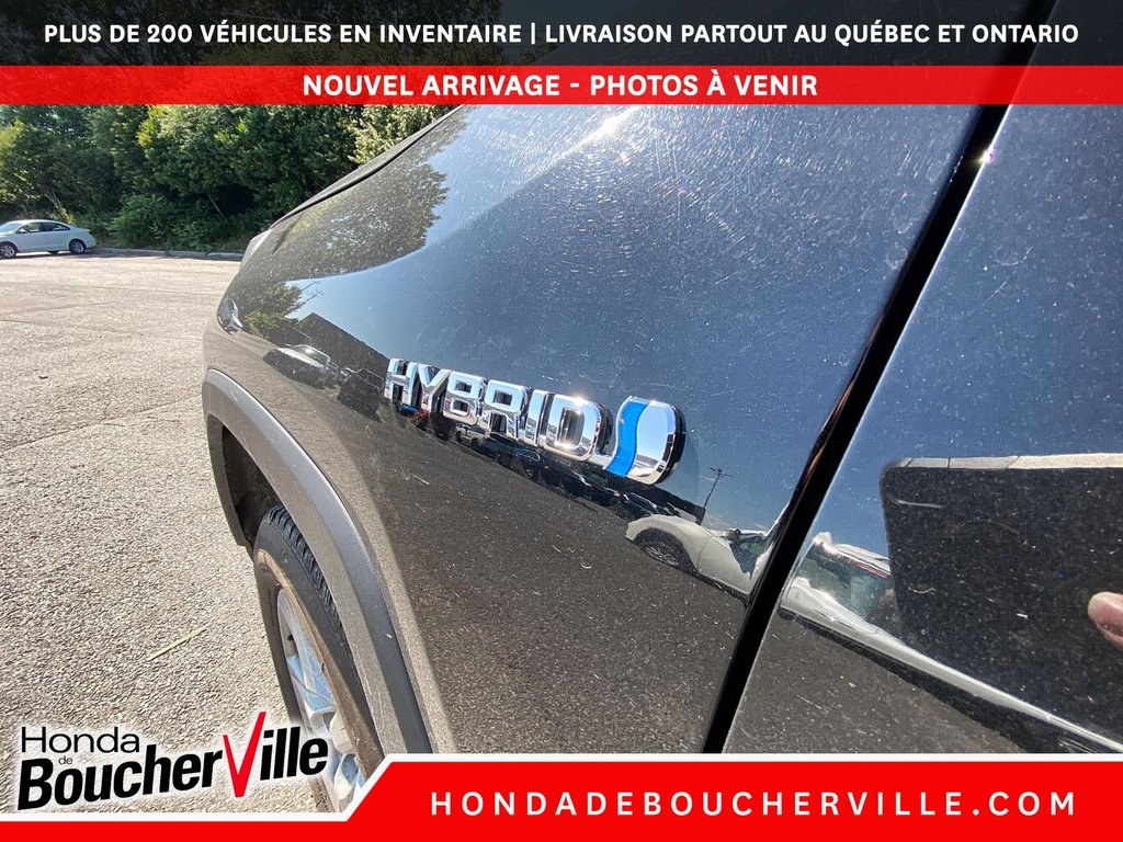 2019 Toyota RAV4 Hybrid XLE in Terrebonne, Quebec - 17 - w1024h768px
