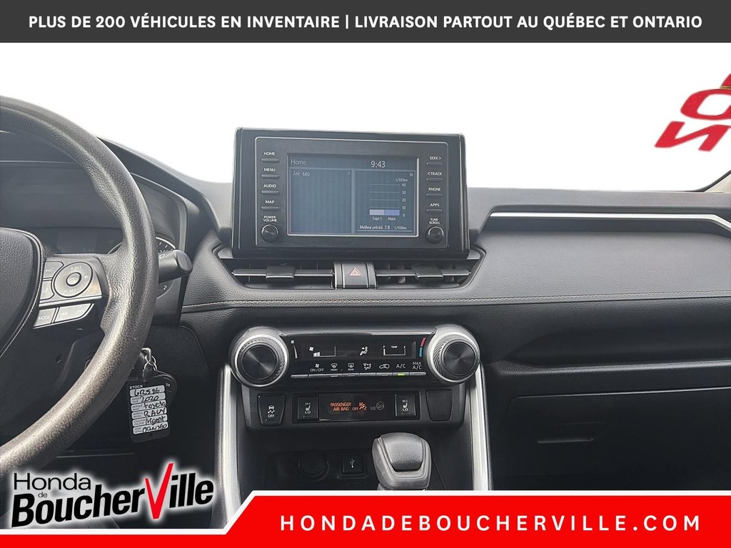 2020 Toyota RAV4 LE in Terrebonne, Quebec - 31 - w1024h768px