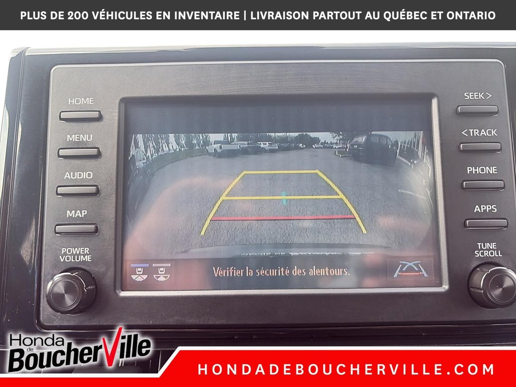2020 Toyota RAV4 LE in Terrebonne, Quebec - 33 - w1024h768px