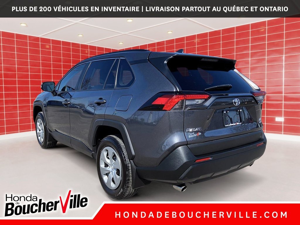2021 Toyota RAV4 LE in Terrebonne, Quebec - 11 - w1024h768px