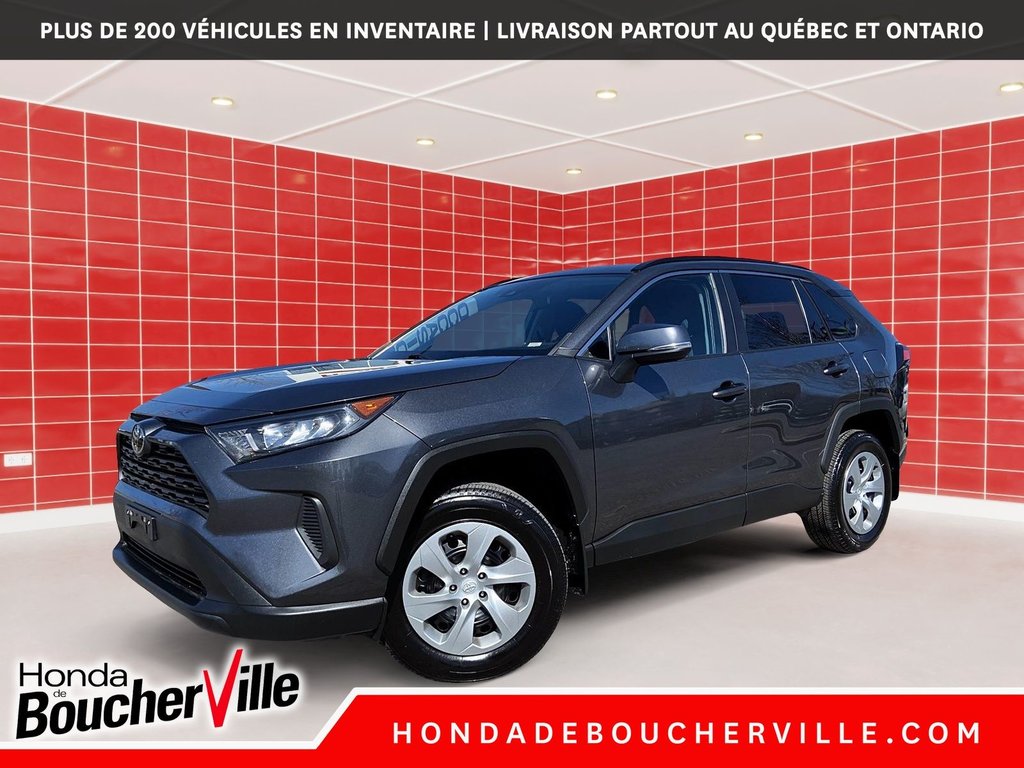 2021 Toyota RAV4 LE in Terrebonne, Quebec - 1 - w1024h768px
