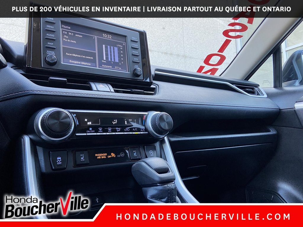 2021 Toyota RAV4 LE in Terrebonne, Quebec - 25 - w1024h768px