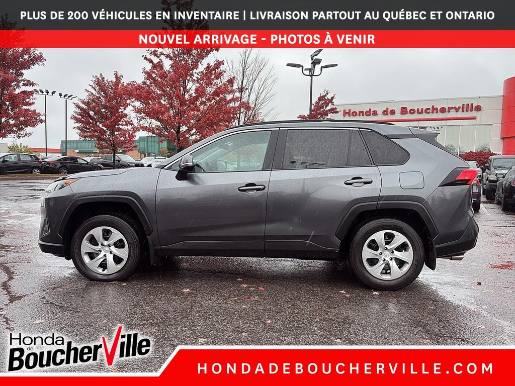 Toyota RAV4 LE 2021 à Terrebonne, Québec - 3 - w1024h768px