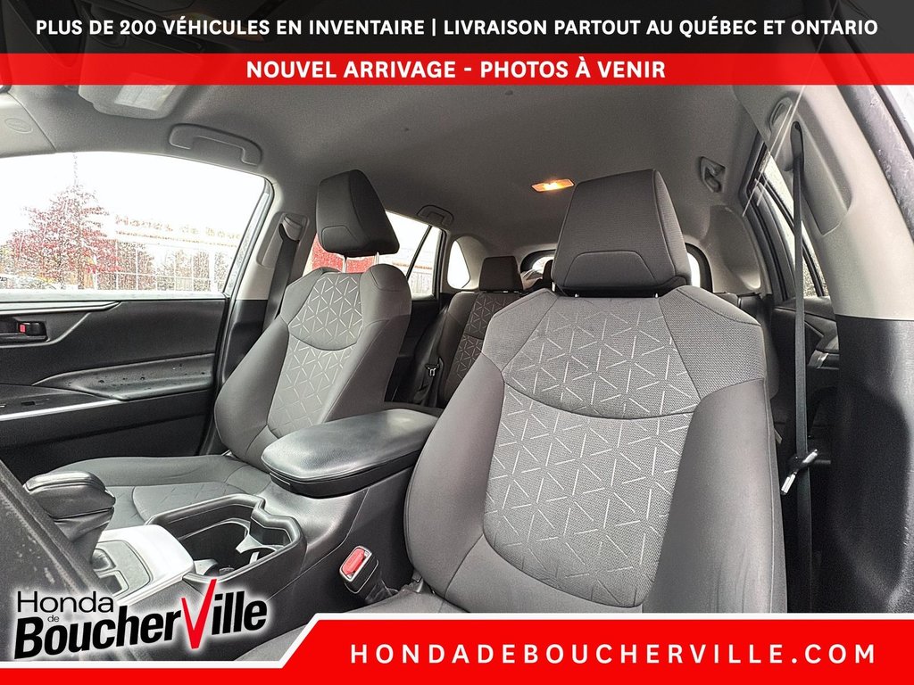 Toyota RAV4 LE 2021 à Terrebonne, Québec - 25 - w1024h768px