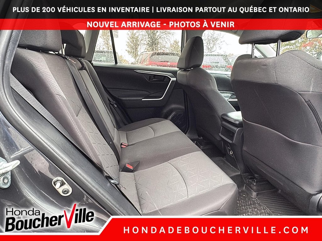 Toyota RAV4 LE 2021 à Terrebonne, Québec - 17 - w1024h768px