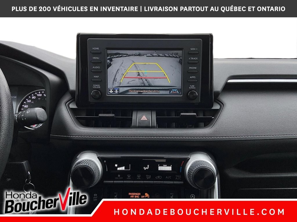 2022 Toyota RAV4 LE in Terrebonne, Quebec - 31 - w1024h768px