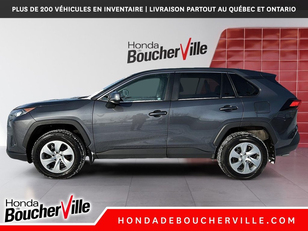 Toyota RAV4 LE 2022 à Terrebonne, Québec - 7 - w1024h768px