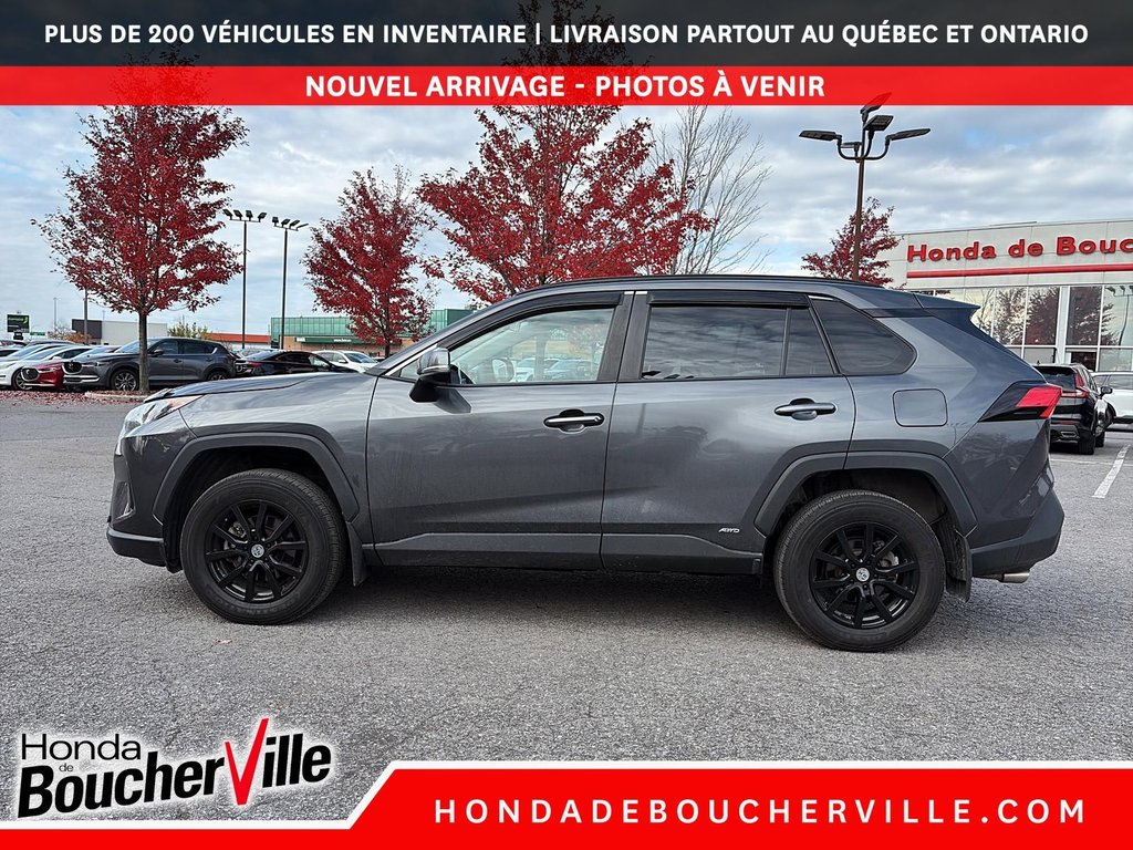 Toyota RAV4 LE HYBRID 2023 à Terrebonne, Québec - 3 - w1024h768px