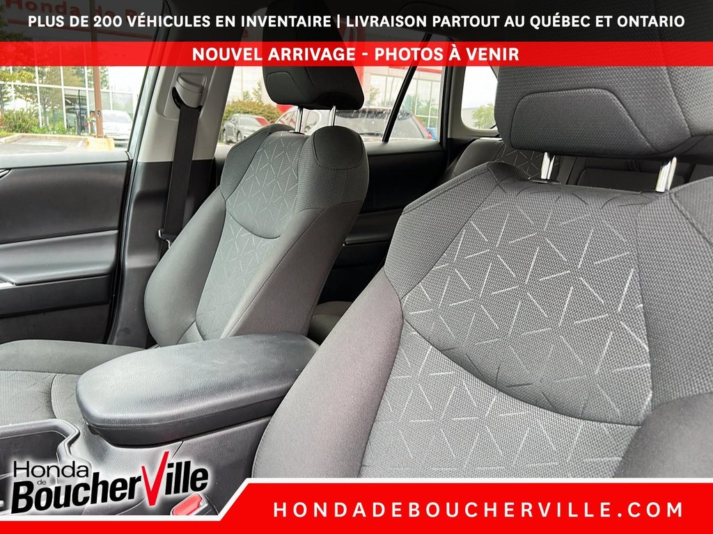 2024 Toyota RAV4 LE in Terrebonne, Quebec - 19 - w1024h768px