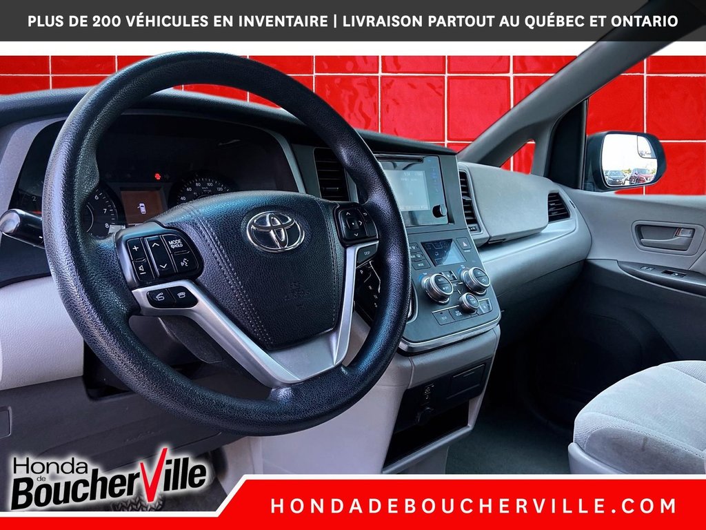 Toyota Sienna  2017 à Terrebonne, Québec - 25 - w1024h768px