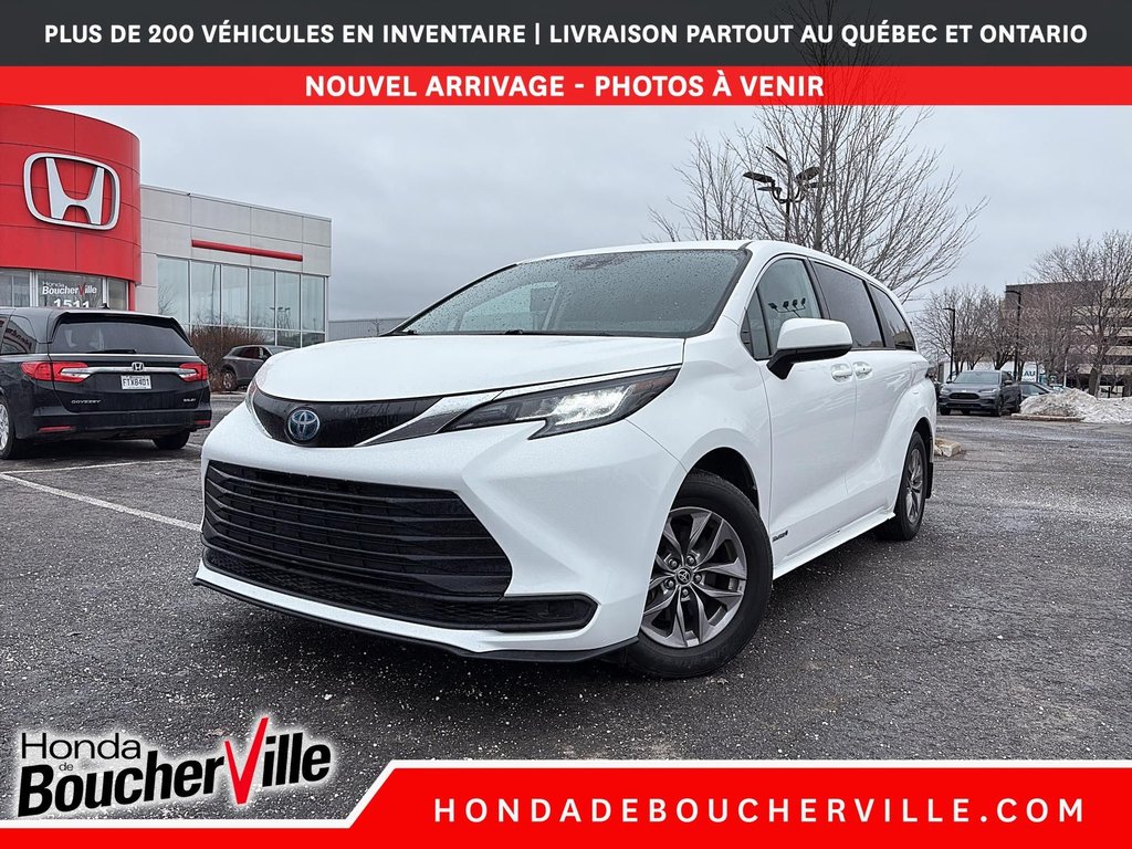 Toyota Sienna LE 2021 à Terrebonne, Québec - 1 - w1024h768px
