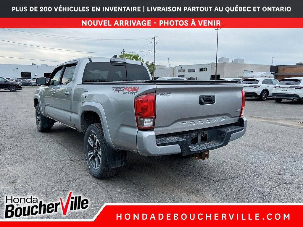2017 Toyota Tacoma TRD SPORT in Terrebonne, Quebec - 13 - w1024h768px