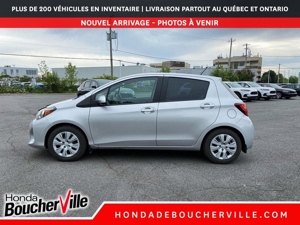 2015 Toyota Yaris LE in Terrebonne, Quebec - 9 - w1024h768px