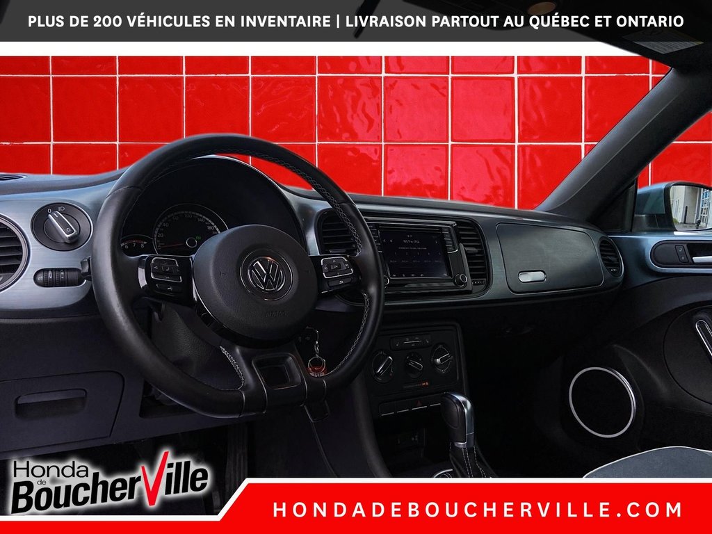 2016 Volkswagen Beetle Classic Convertible in Terrebonne, Quebec - 23 - w1024h768px