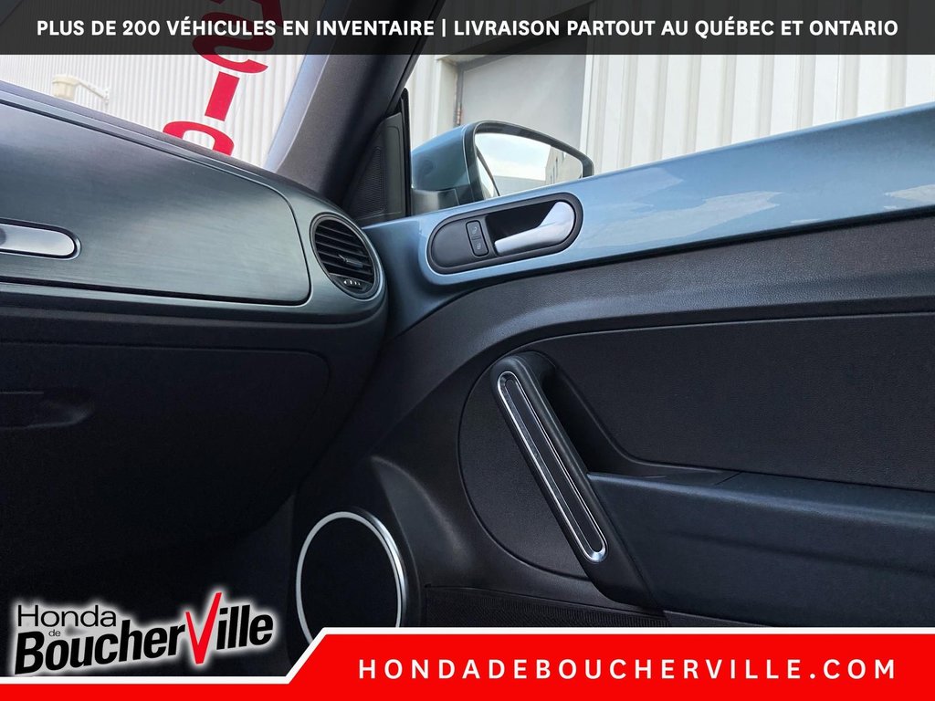 2016 Volkswagen Beetle Classic Convertible in Terrebonne, Quebec - 25 - w1024h768px