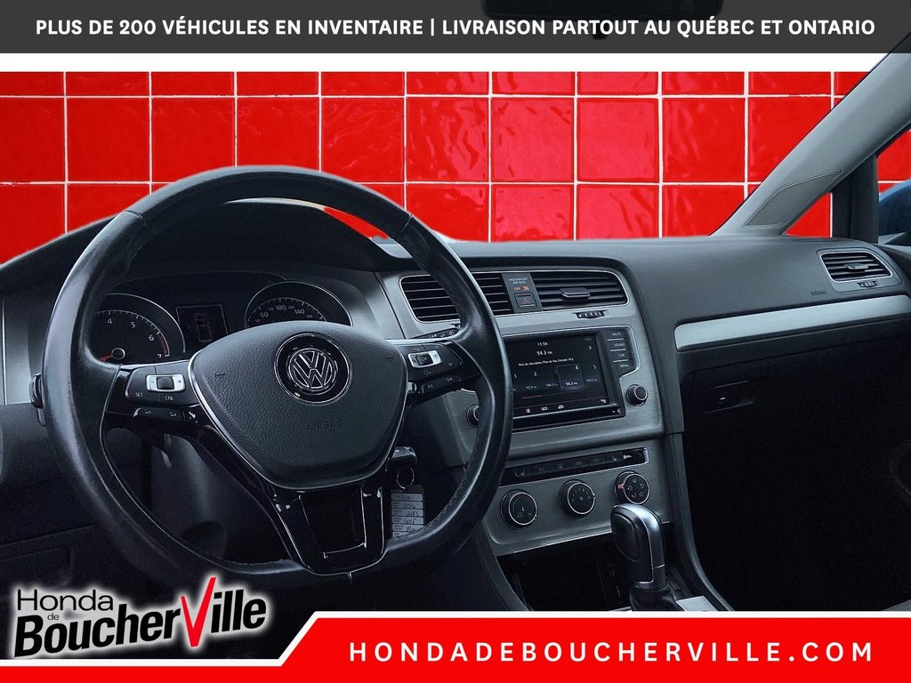 2016 Volkswagen Golf Trendline in Terrebonne, Quebec - 18 - w1024h768px