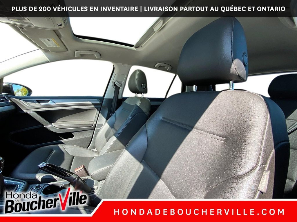 2017 Volkswagen Golf COMFORTLINE in Terrebonne, Quebec - 23 - w1024h768px