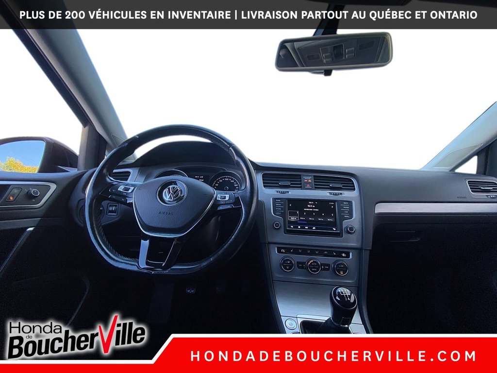 2017 Volkswagen Golf COMFORTLINE in Terrebonne, Quebec - 31 - w1024h768px