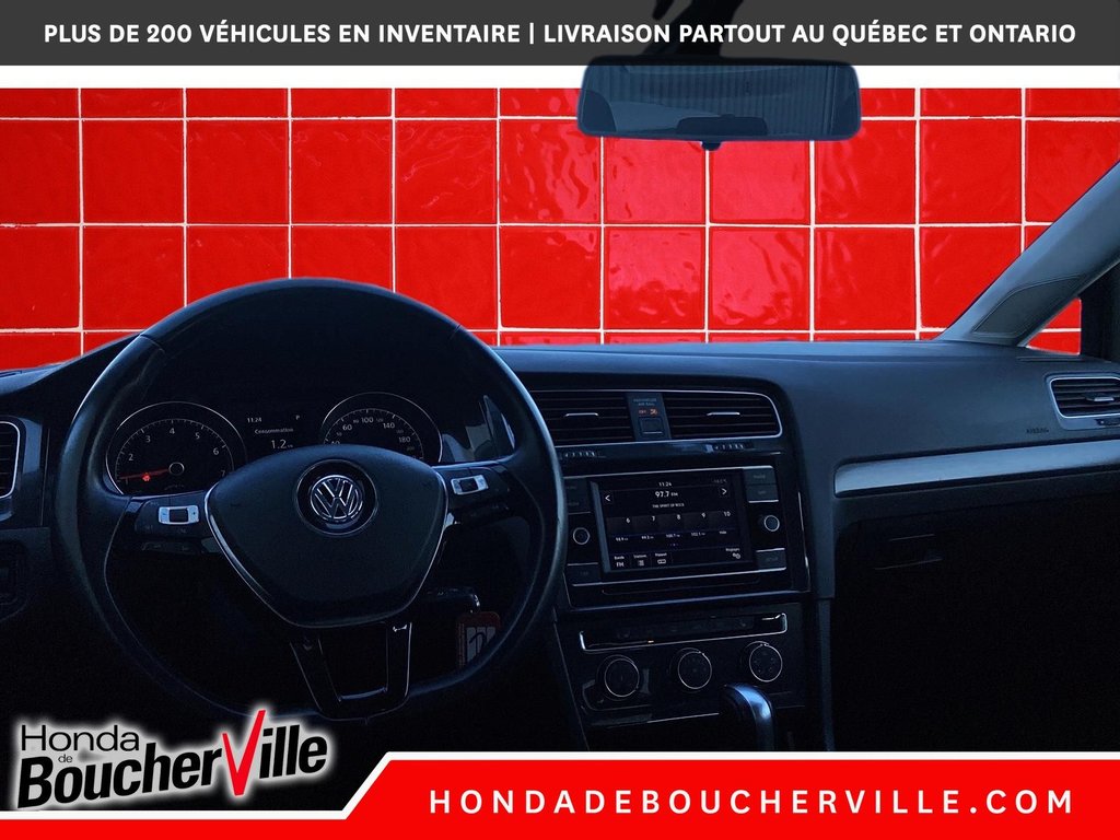 2018 Volkswagen Golf TRENDLINE in Terrebonne, Quebec - 27 - w1024h768px