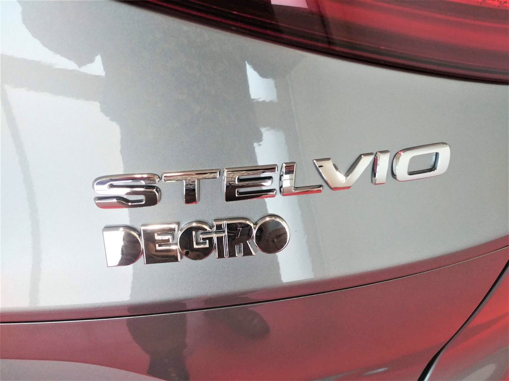 Alfa Romeo STELVIO Q4 SPORT AWD  2020 à Montmagny, Québec - 7 - w1024h768px