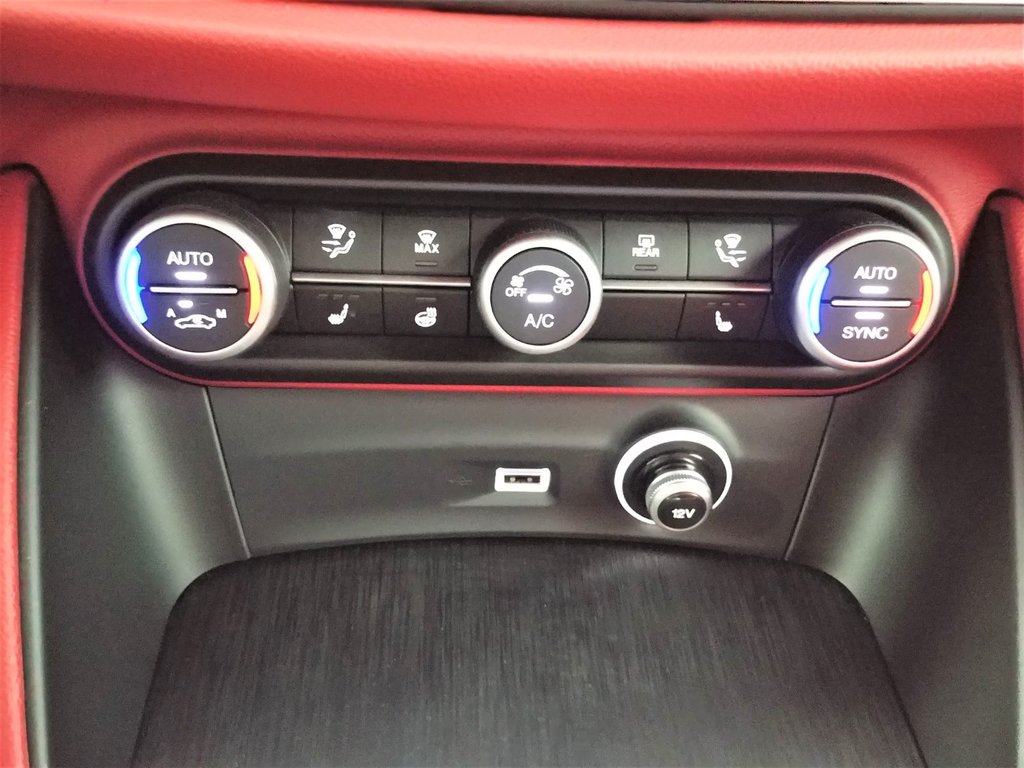 Alfa Romeo STELVIO Q4 SPORT AWD  2020 à Montmagny, Québec - 17 - w1024h768px