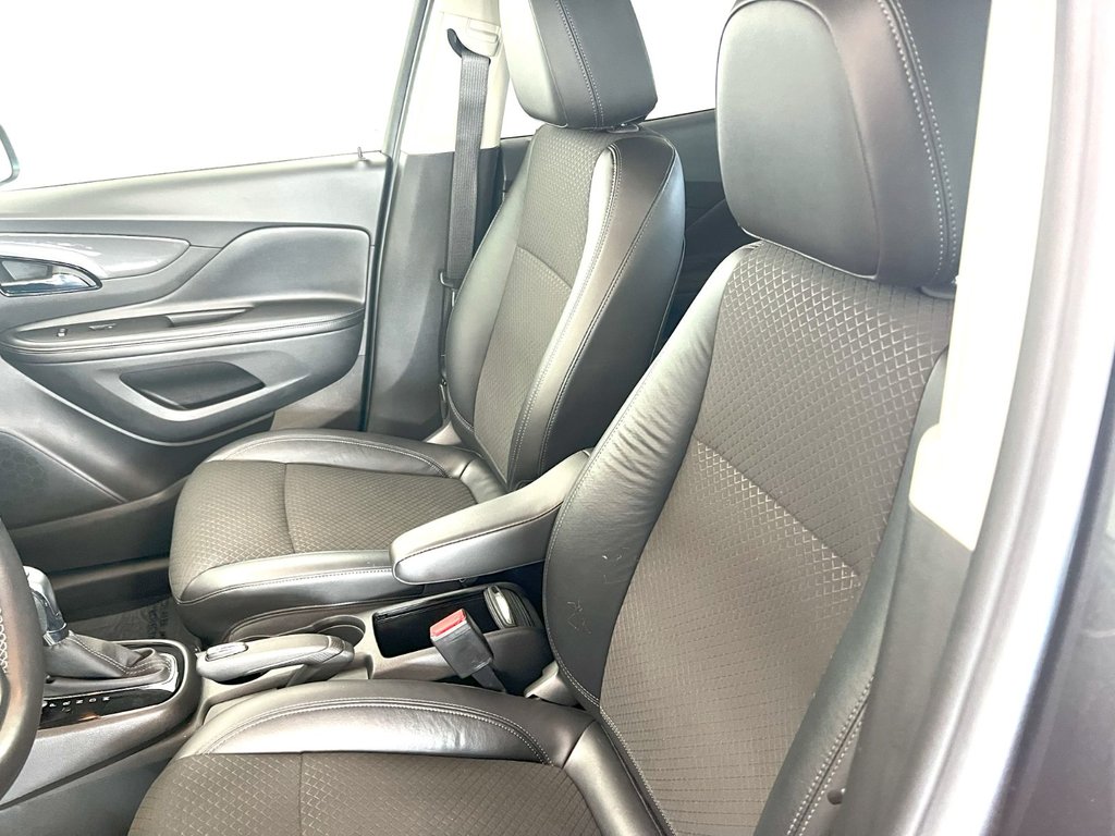 2017 Buick ENCORE SPORT TOURING in Montmagny, Quebec - 16 - w1024h768px
