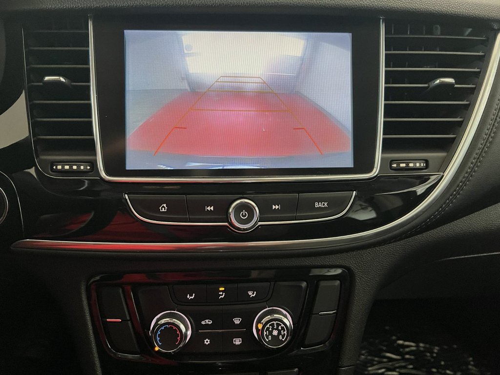 2019 Buick ENCORE SPORT TOURING in Montmagny, Quebec - 14 - w1024h768px