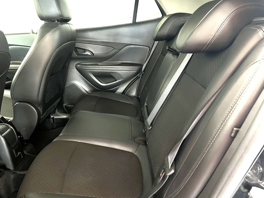2019 Buick ENCORE SPORT TOURING in Montmagny, Quebec - 18 - w1024h768px