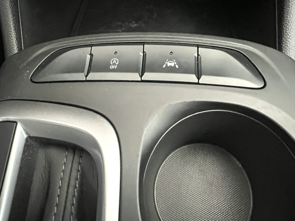 Buick ENVISTA PREFERRED TRACTION AVANT! 2025 à Montmagny, Québec - 14 - w1024h768px