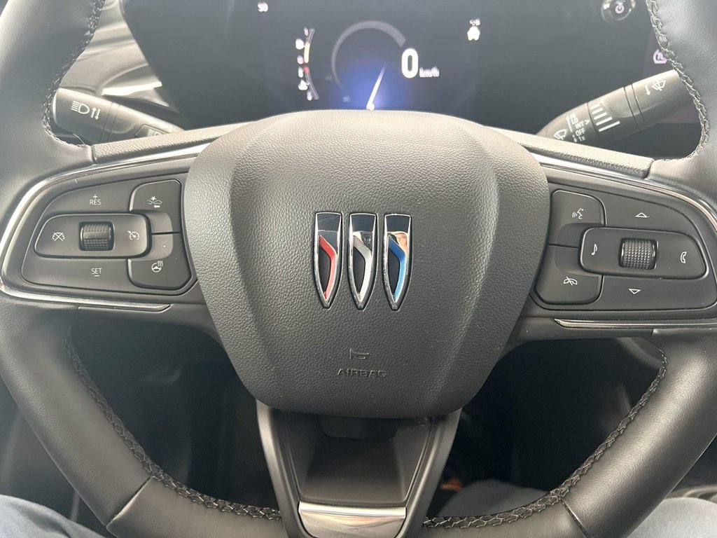 Buick ENVISTA PREFERRED TRACTION AVANT! 2025 à Montmagny, Québec - 10 - w1024h768px