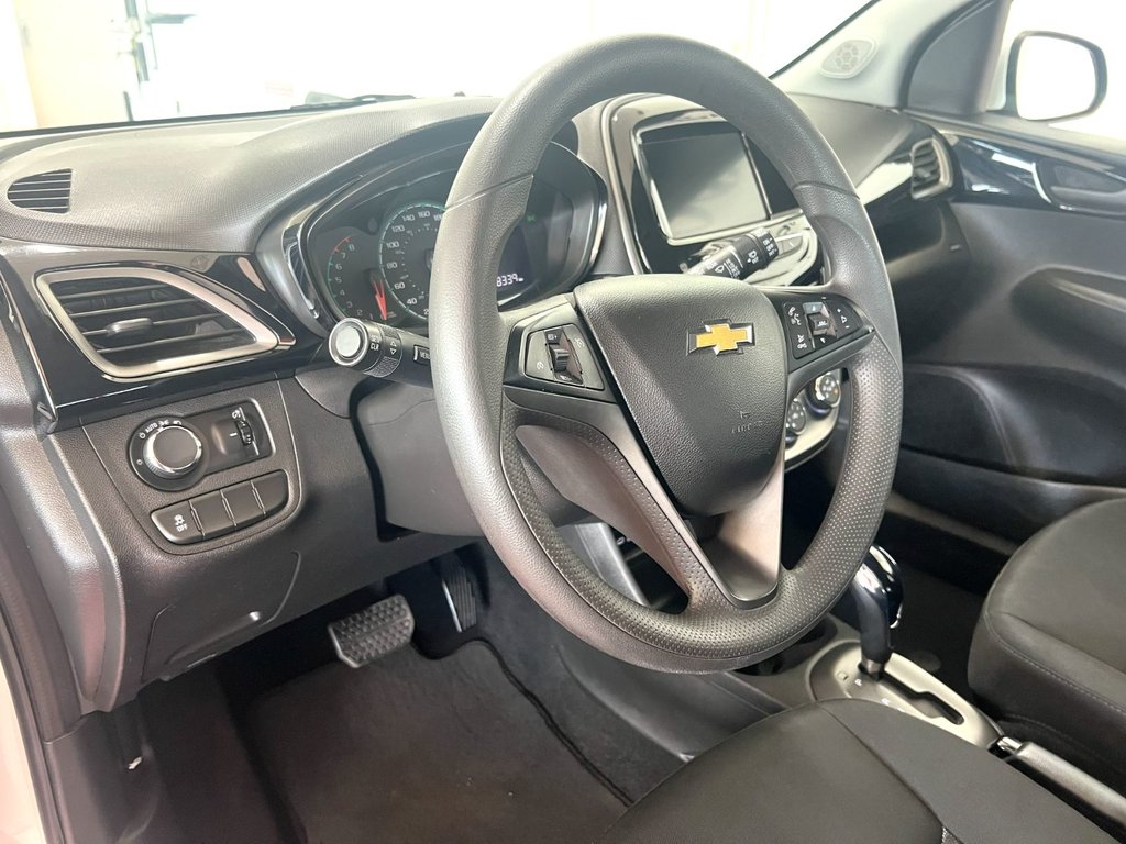 2020 Chevrolet SPARK 1LT in Montmagny, Quebec - 16 - w1024h768px