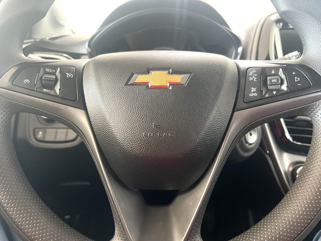 2020 Chevrolet SPARK 1LT in Montmagny, Quebec - 11 - w1024h768px