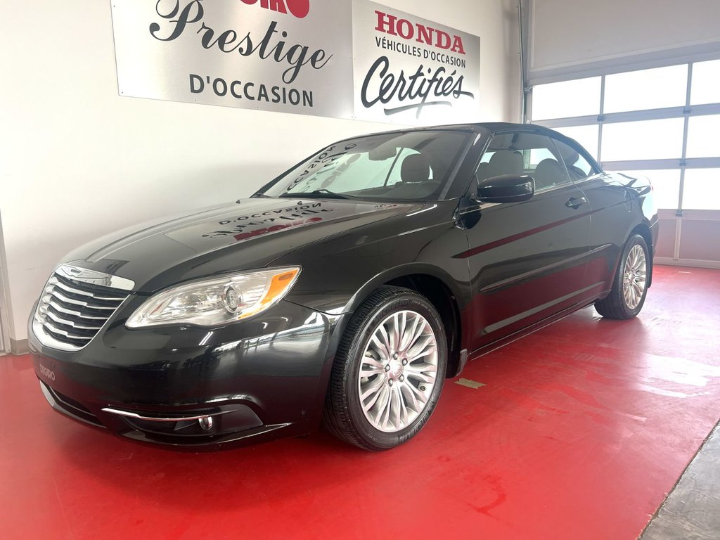 Chrysler 200 TOURING  2012 à Montmagny, Québec - 2 - w1024h768px