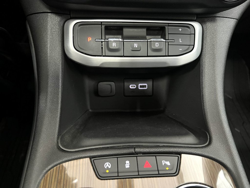 GMC ACADIA SLE 3.6 LITRES 7 PASSAGERS 2023 à Montmagny, Québec - 17 - w1024h768px