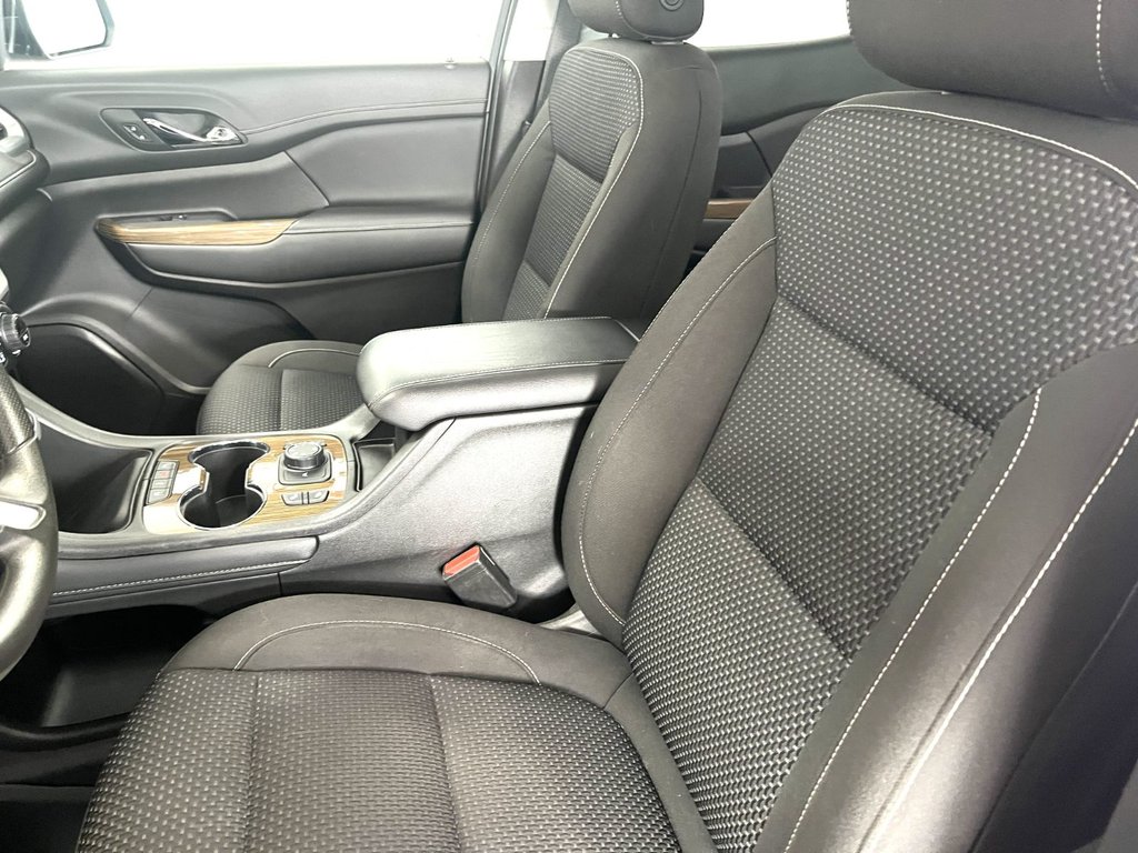 GMC ACADIA SLE 3.6 LITRES 7 PASSAGERS 2023 à Montmagny, Québec - 19 - w1024h768px