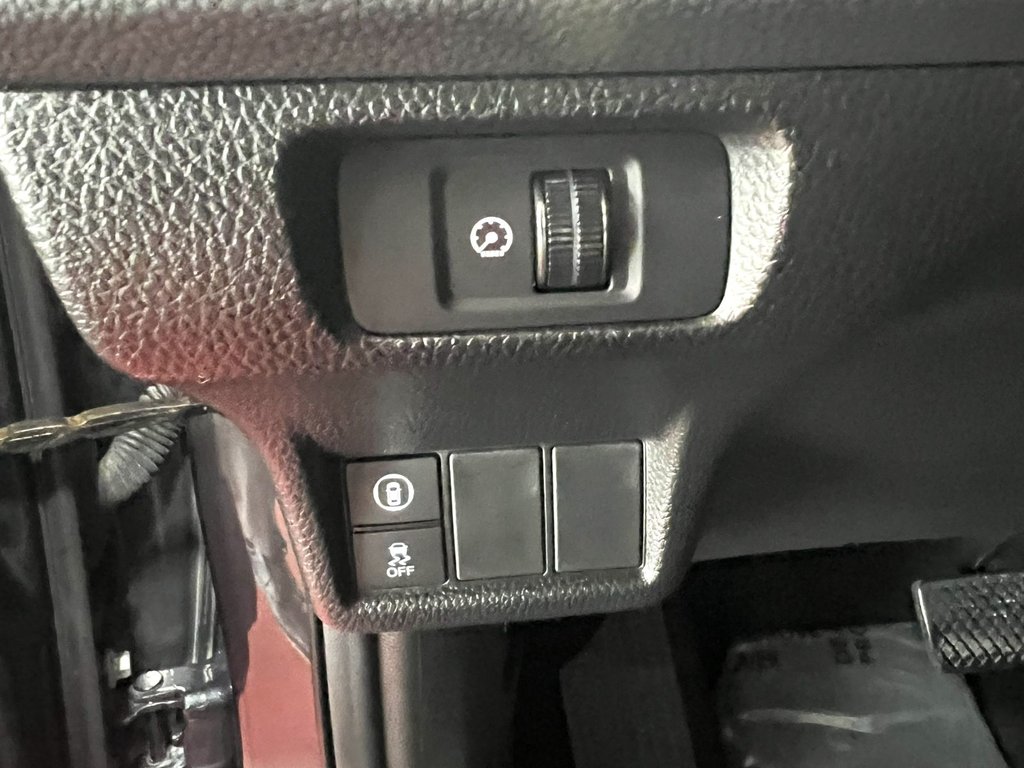 2024 Honda CIVIC EX BERLINE E in Montmagny, Quebec - 9 - w1024h768px